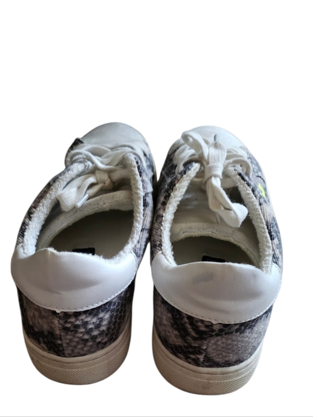 Steve Madden Reeves Python Snake Neon Star Sneakers - Picture 4 of 11